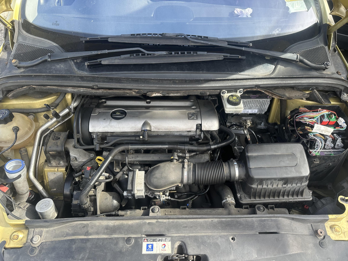 2000 - 2005 Peugeot 307 10LH1L1032169 WRECKING FOR PARTS ONLY