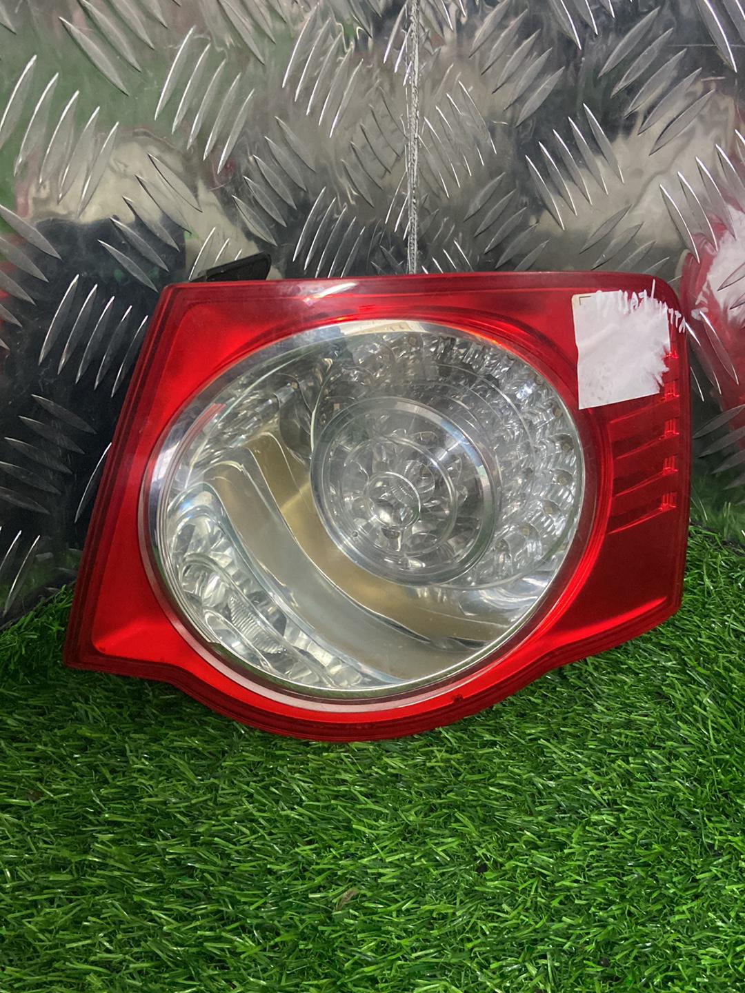 2006 - 2011 Volkswagen Jetta Right Taillight 1K5945096G