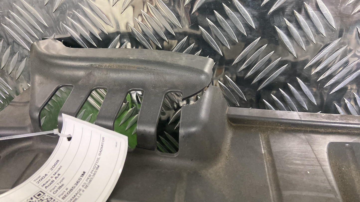 2004 - 2008 Audi A4 Grille 8E0853651M