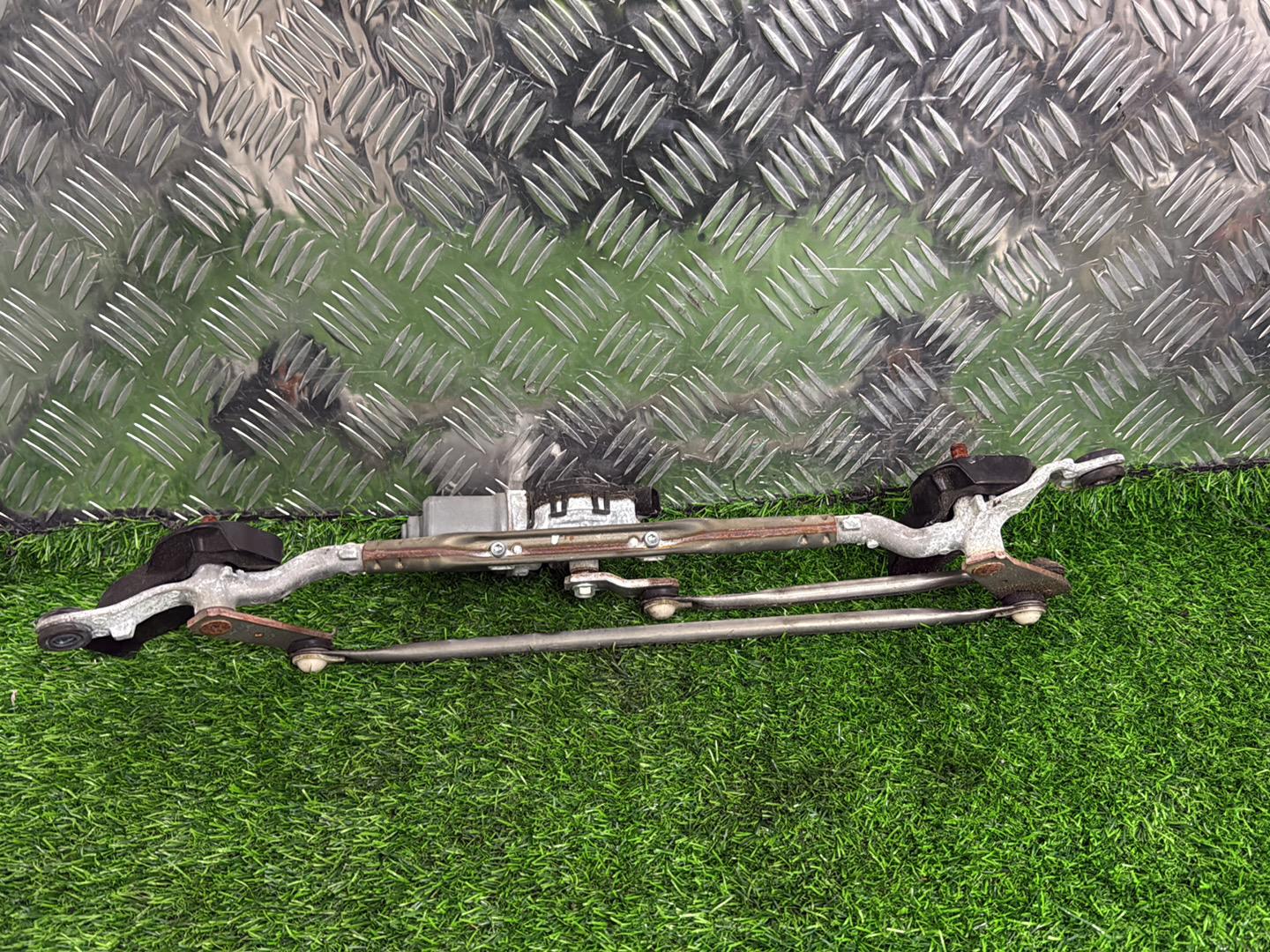 2017 - 2023 Mazda CX-5 Front Wiper Rack Assembly K123-67340