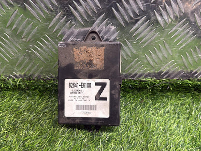Toyota Land Cruiser Prado Integrated Circuit Module (ICM) Relay Box 82641-E6100