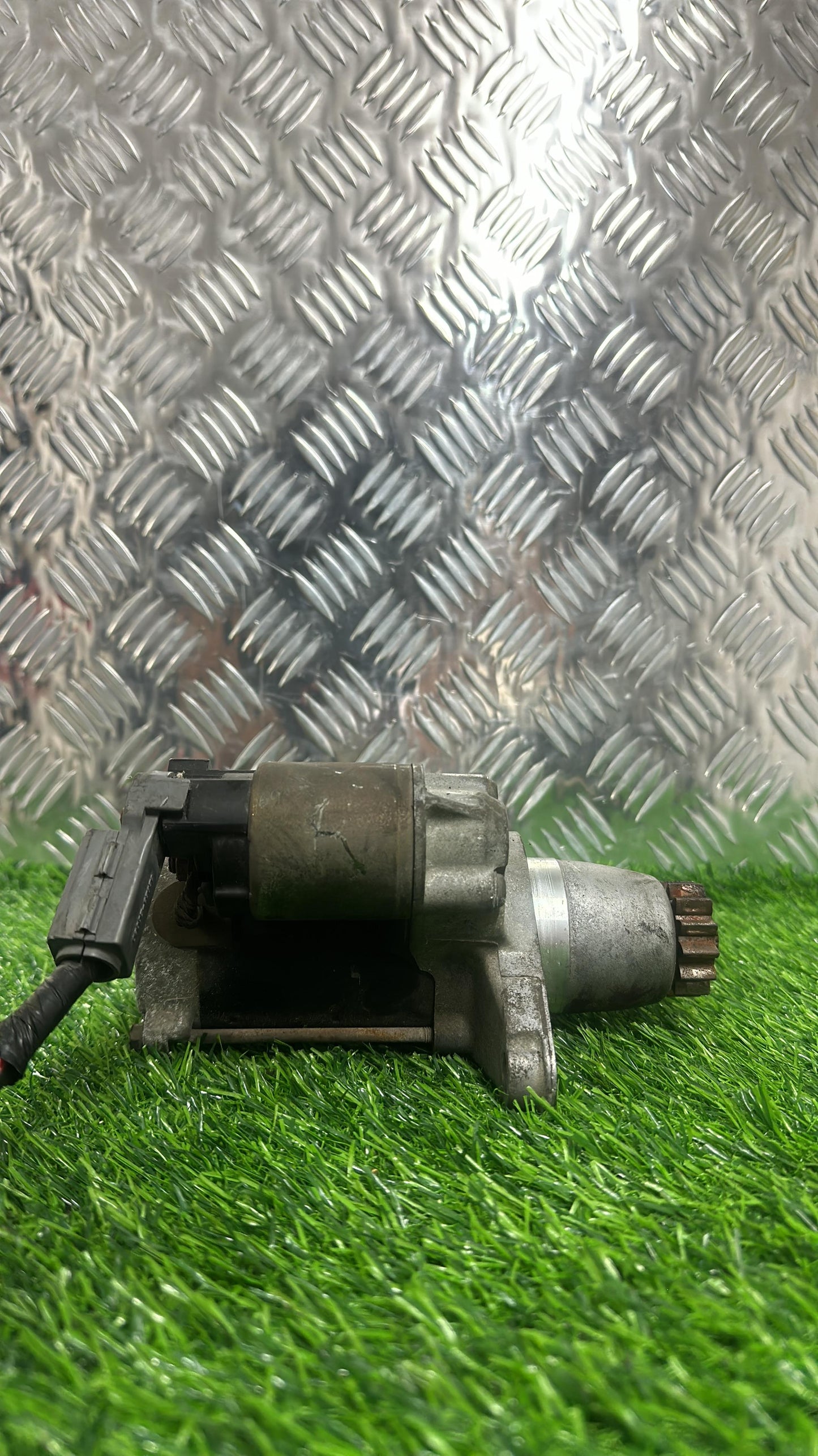 2001 - 2007 Toyota Voxy Starter Motor 28100-28051