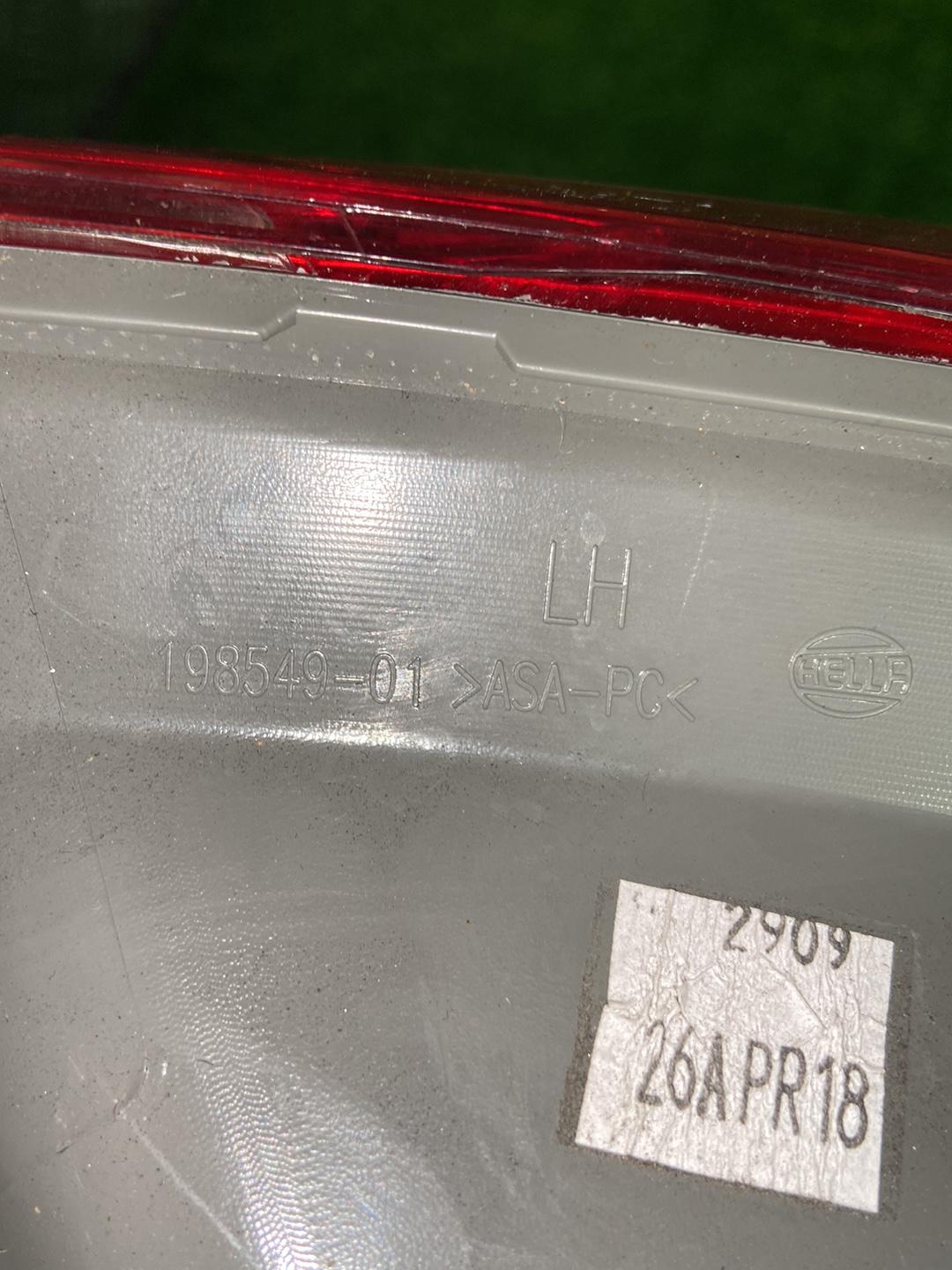 2011 - 2017 Toyota Camry Left Taillight 198549-01