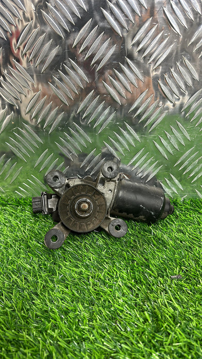 1996 - 2002 Toyota Land Cruiser Wiper Motor 85110-60240