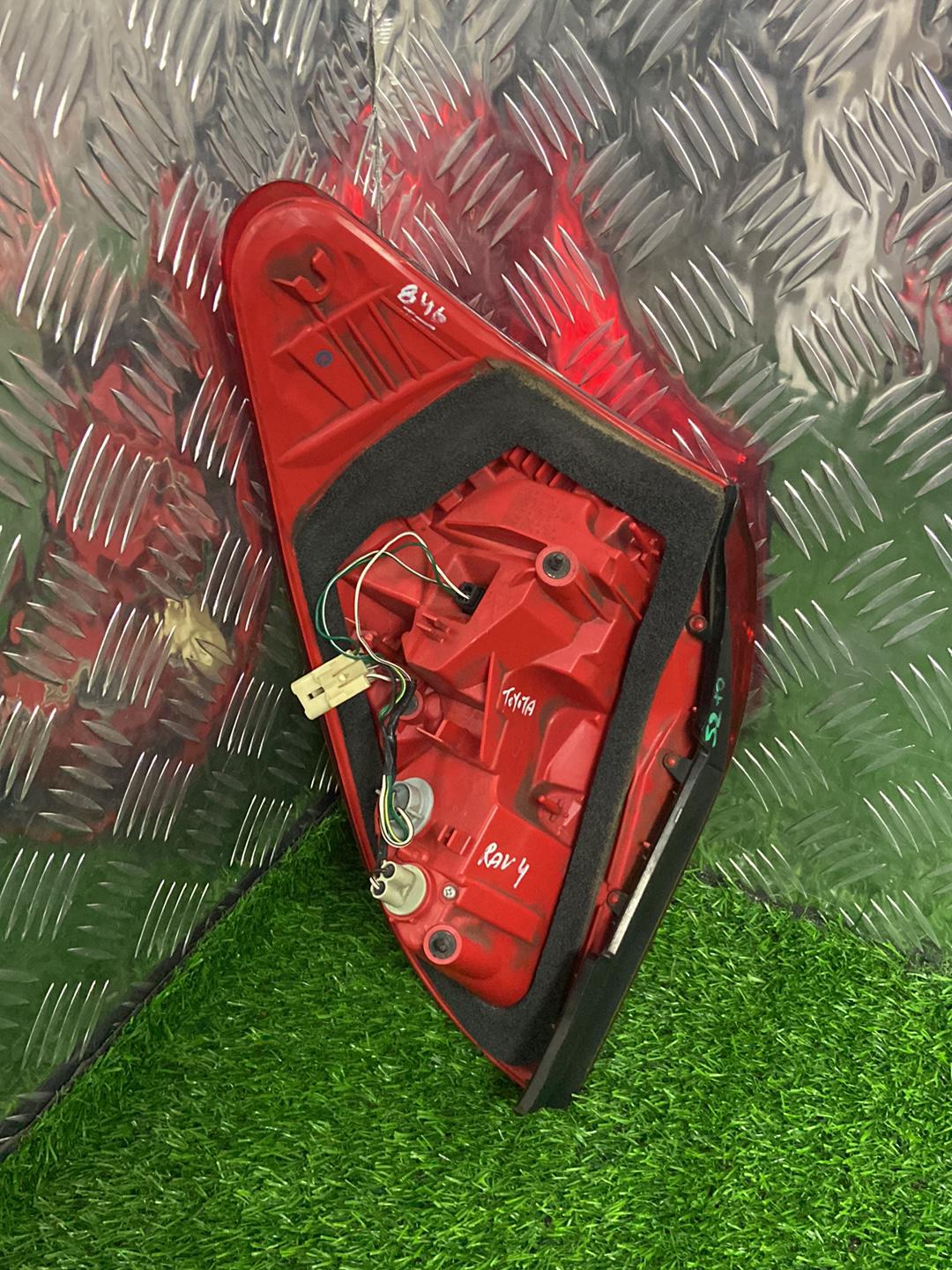 2005 - 2012 Toyota RAV4 Right Taillight ICHIKOH 42-51