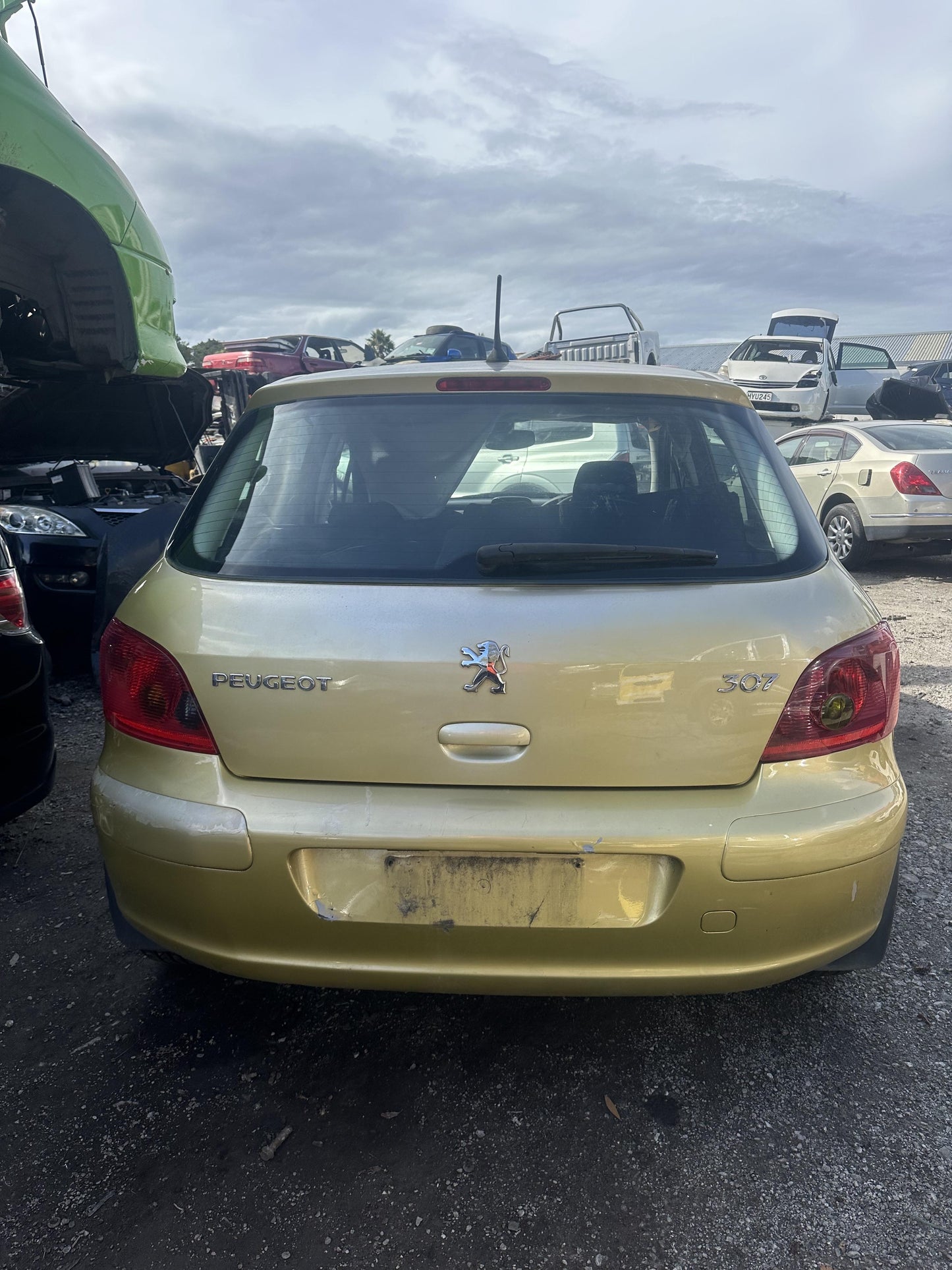 2000 - 2005 Peugeot 307 10LH1L1032169 WRECKING FOR PARTS ONLY