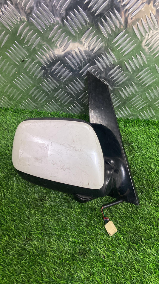 1999 - 2005 Toyota Avensis Right Door Mirror 5 WIRE