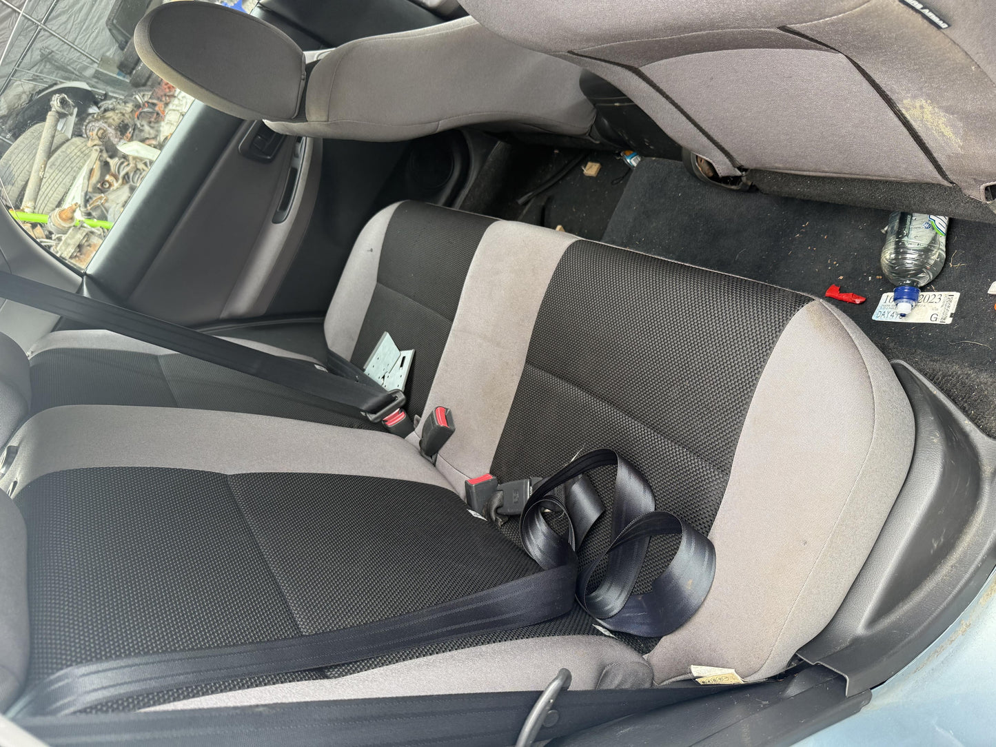 2005 Subaru Impreza EJ20 Non Turbo WRECKING FOR PARTS ONLY