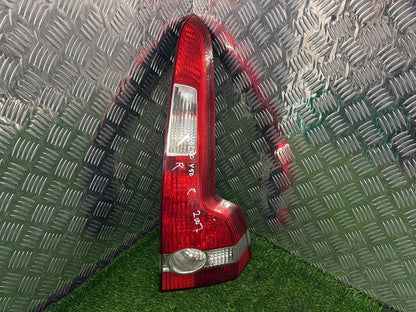 2004 - 2007 Volvo V50 Right Taillight 30698920