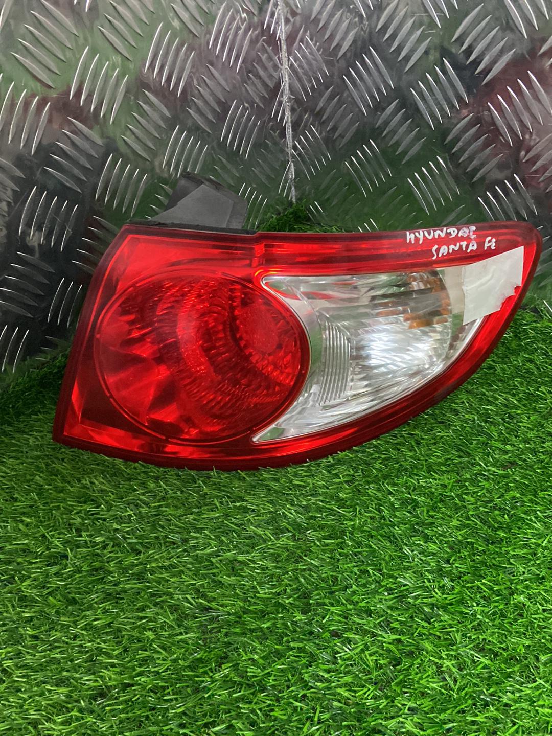 2005 - 2012 Hyundai Santa Fe Right Taillight 92402-2B0