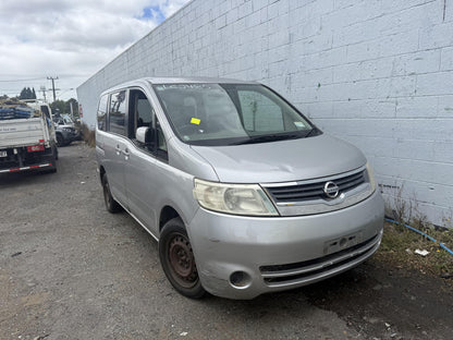 2006 Nissan Serena MR20-208299A WRECKING FOR PARTS ONLY