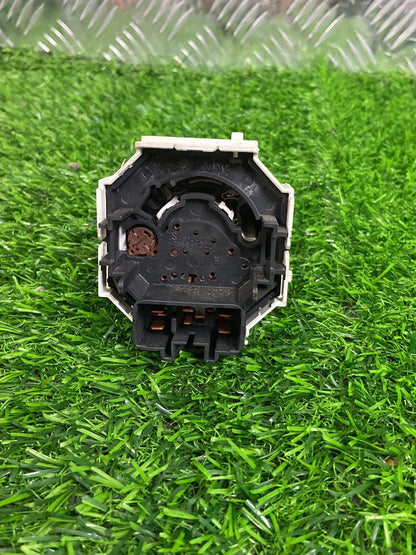 2005 - 2011 Toyota Yaris Heater Controls 75F240