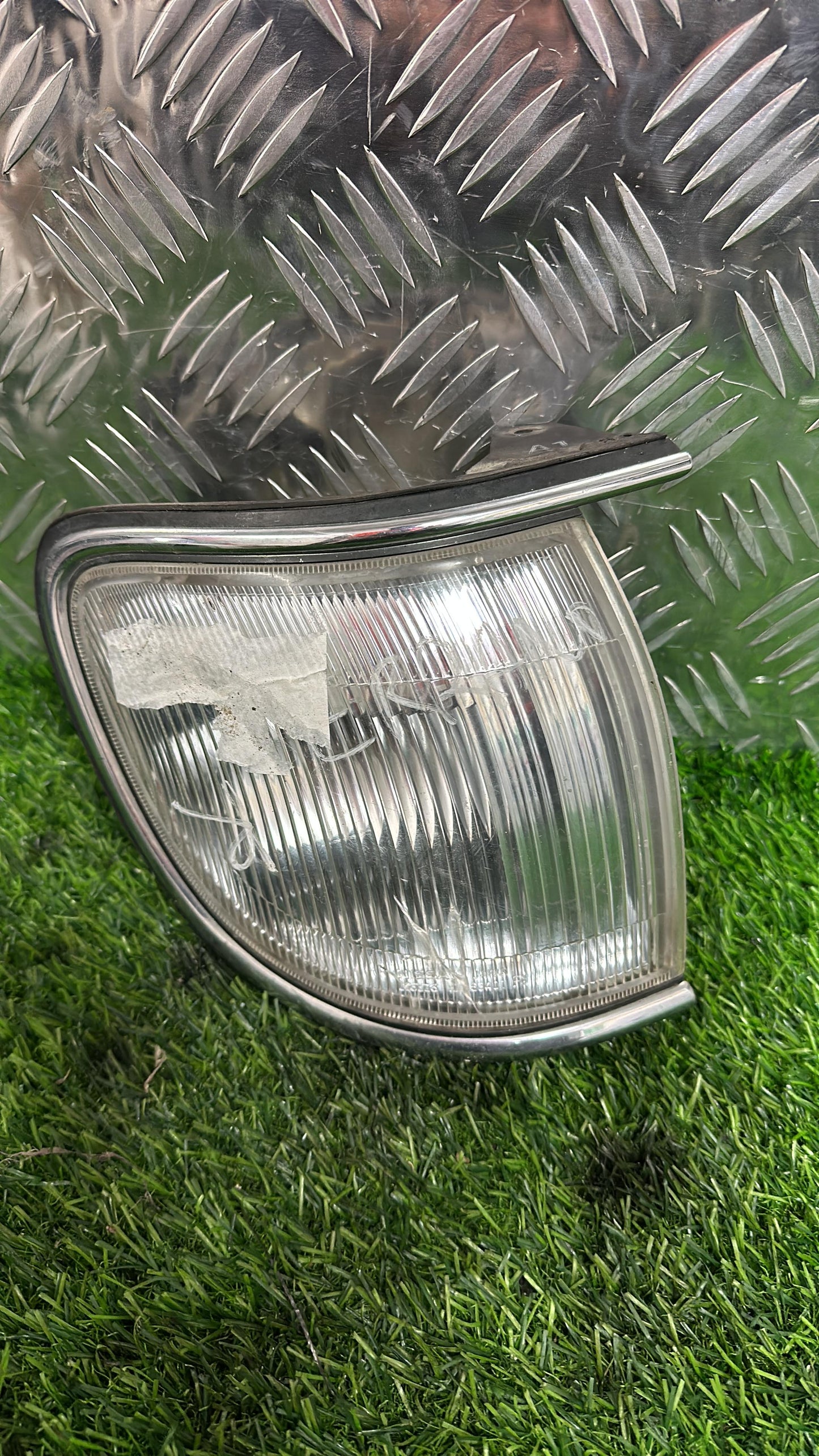 1997 - 2004 Nissan Terrano Right Indicator Koito 120-63401