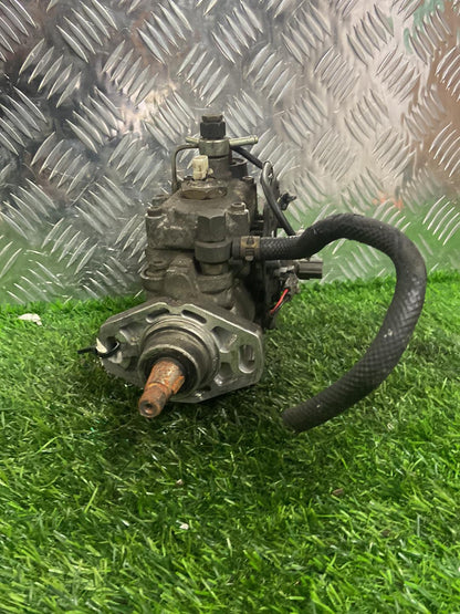 1990 - 1995 Toyota Hilux Injector Pump 2210067070