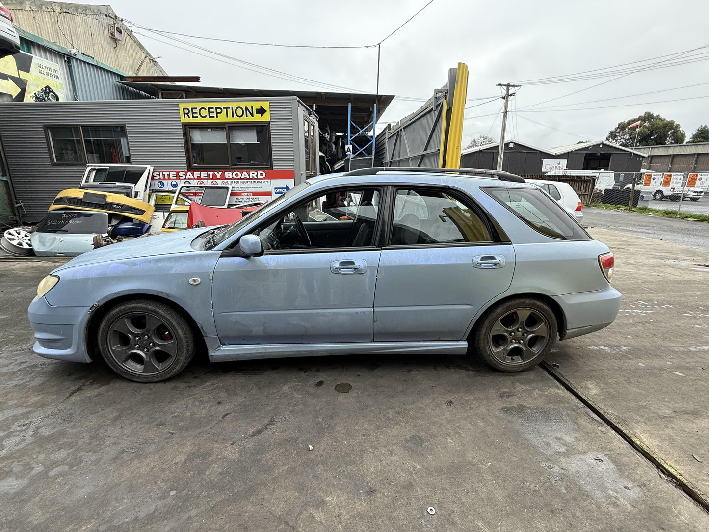 2005 Subaru Impreza EJ20 Non Turbo WRECKING FOR PARTS ONLY