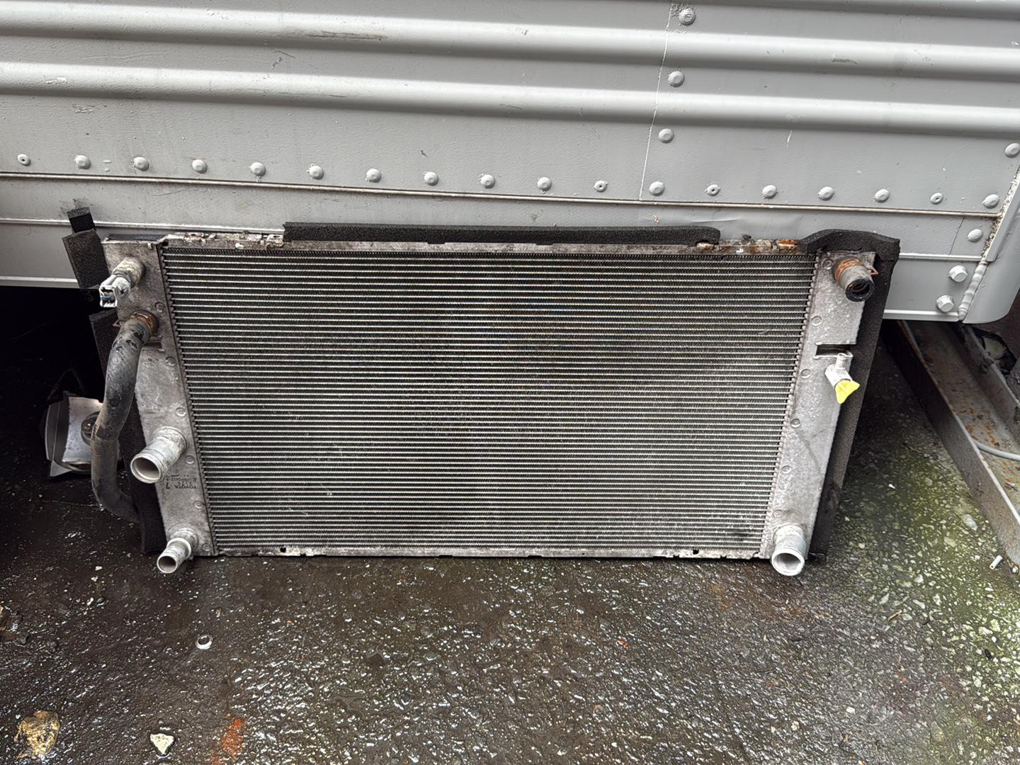 2003 - 2009 Toyota Prius Radiator