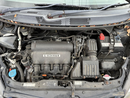 2005 Honda Fit LI31-187052 WRECKING FOR PARTS ONLY