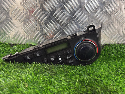 2011 - 2015 Toyota Aqua Climate Control Module 555943-2000