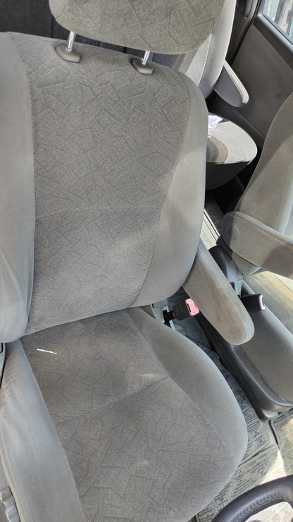 2004 Toyota Estima 2AZ-B085911 WRECKING FOR PARTS ONLY