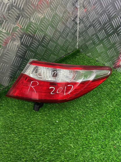 2011 - 2017 Toyota Camry Right Taillight 198549-02