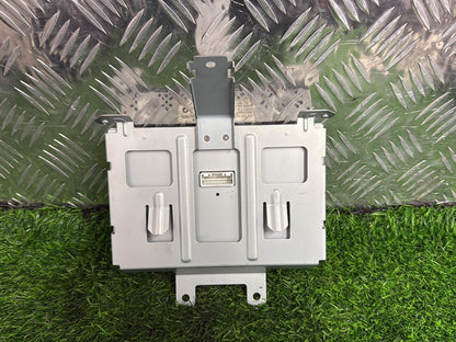 2004 - 2009 Nissan Fuga Multi-Function Display DP8W-1000J