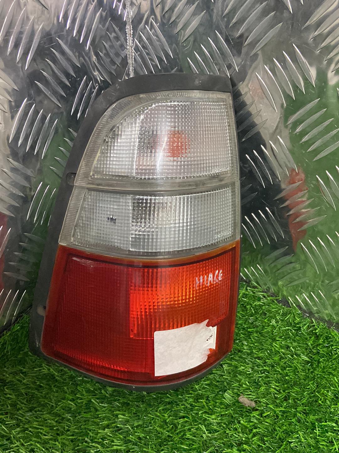 1995 - 1997 Isuzu Rodeo Left Taillight 01-213-1918