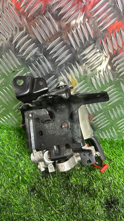 2011 - 2021 Toyota Aqua Brake Actuator 47070-52010
