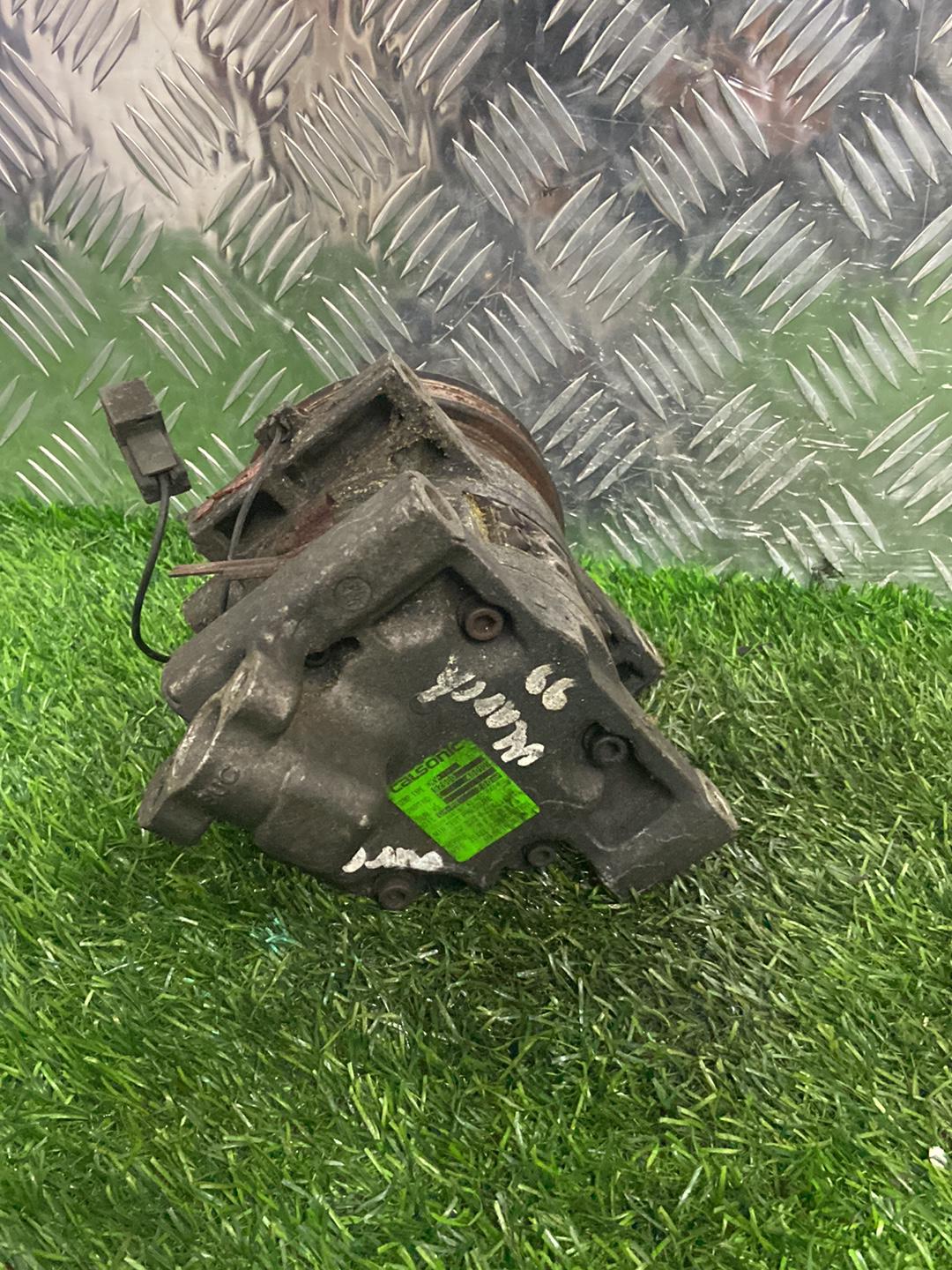 1998 - 2002 Nissan Cube A/C Compressor