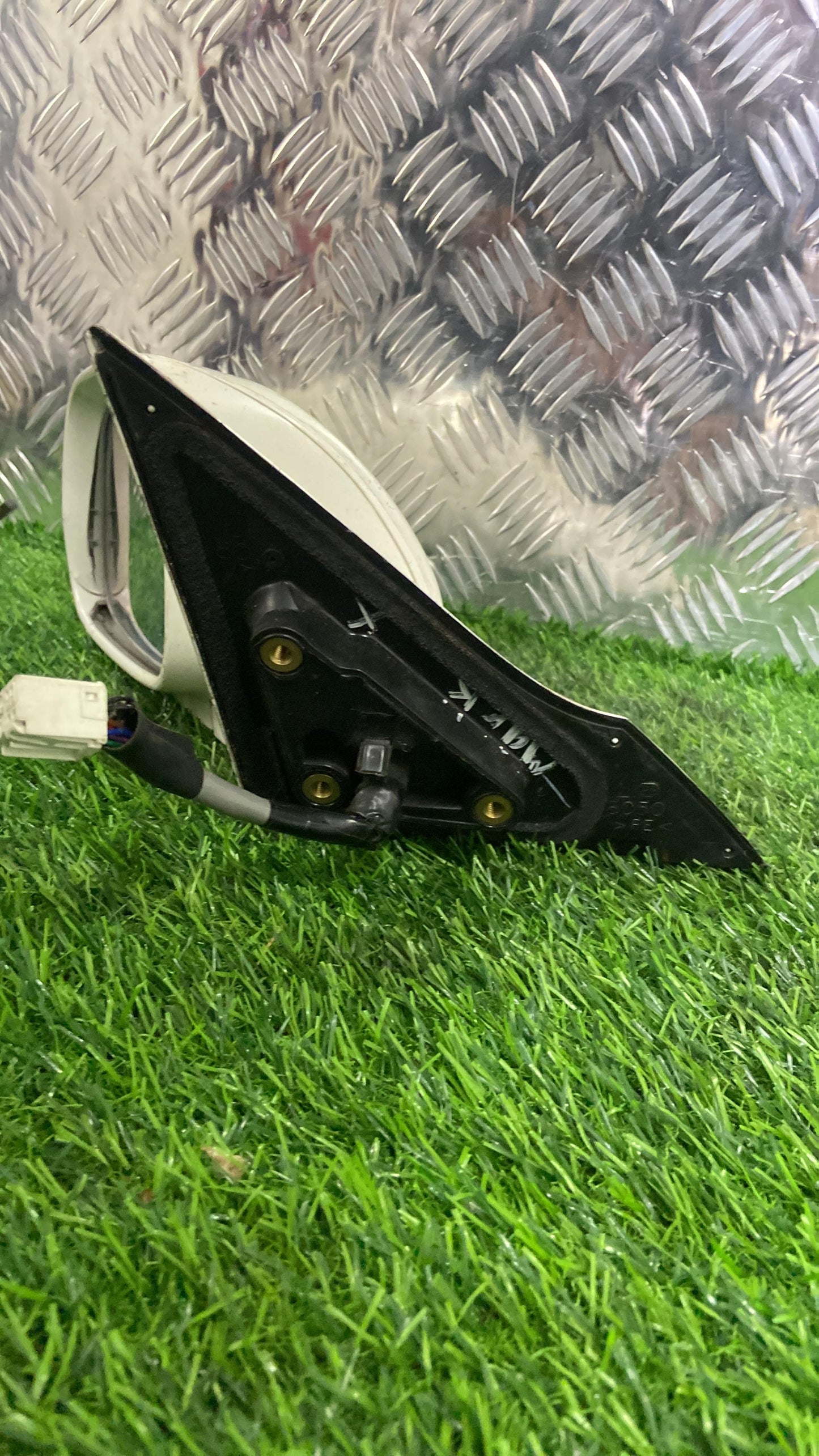 2004 - 2008 Toyota Mark X Left Door Mirror 7 WIRE
