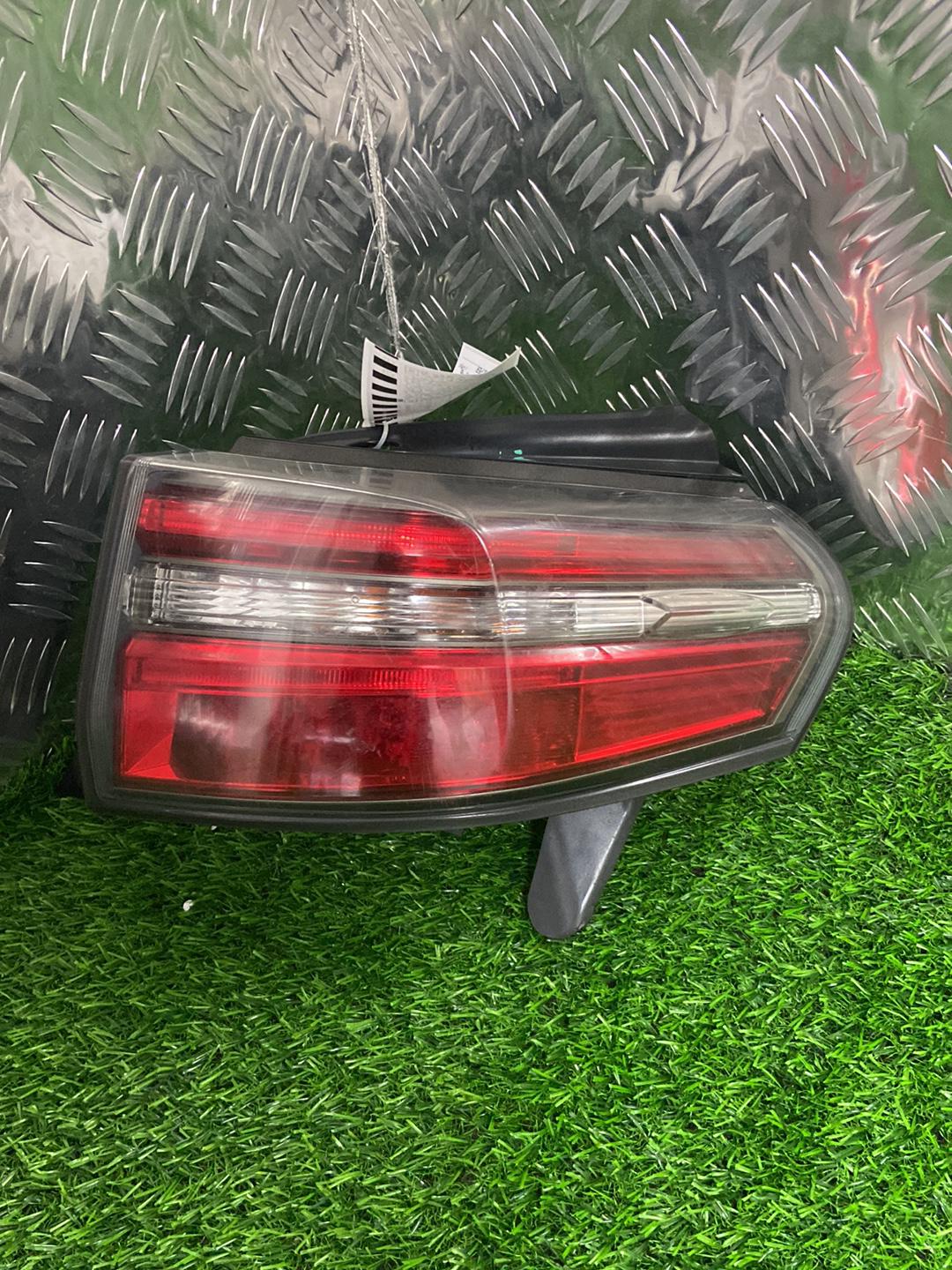 2008 - 2017 Toyota Sai Right Taillight Koito 75-16