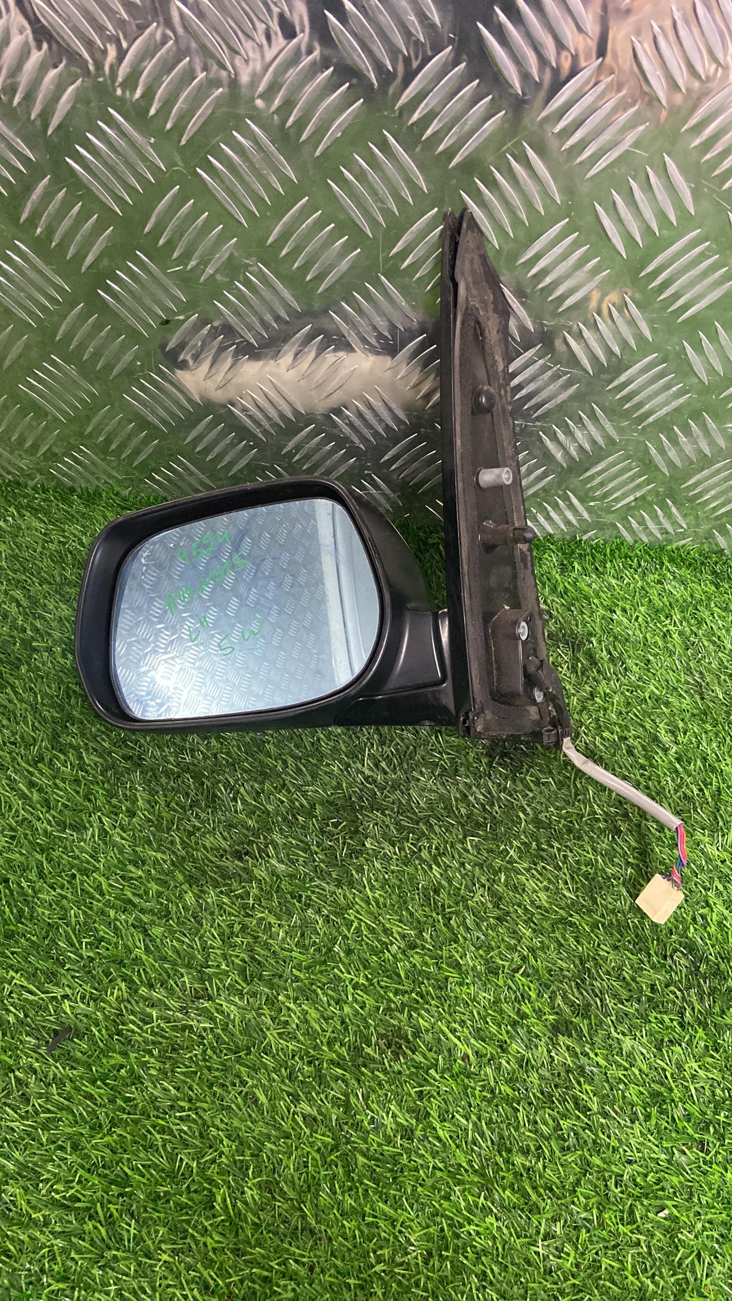 1999 - 2005 Toyota Avensis Verso Left Door Mirror 5 WIRE