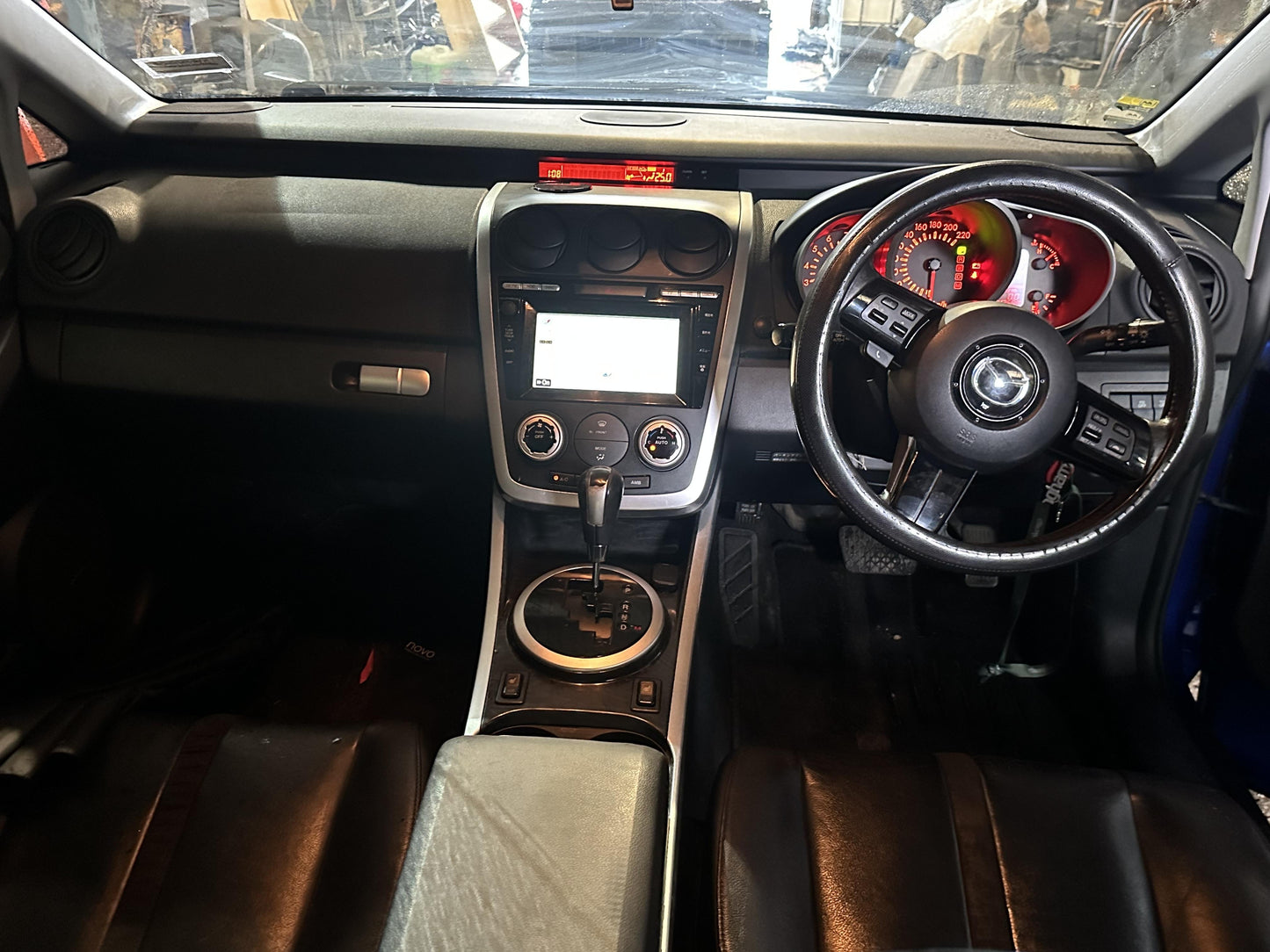 2007 Mazda CX-7  WRECKING FOR PARTS ONLY