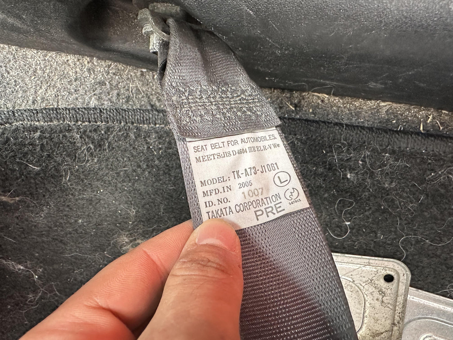 2005 Honda Fit LI31-187052 WRECKING FOR PARTS ONLY