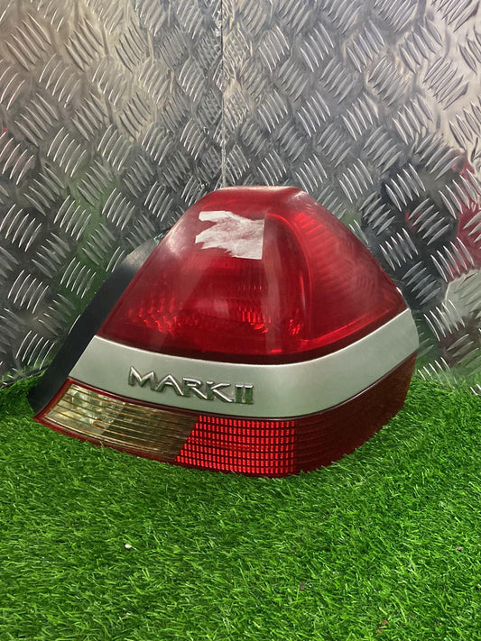 2000 - 2007 Toyota Mark II Right Taillight KOITO 22-305
