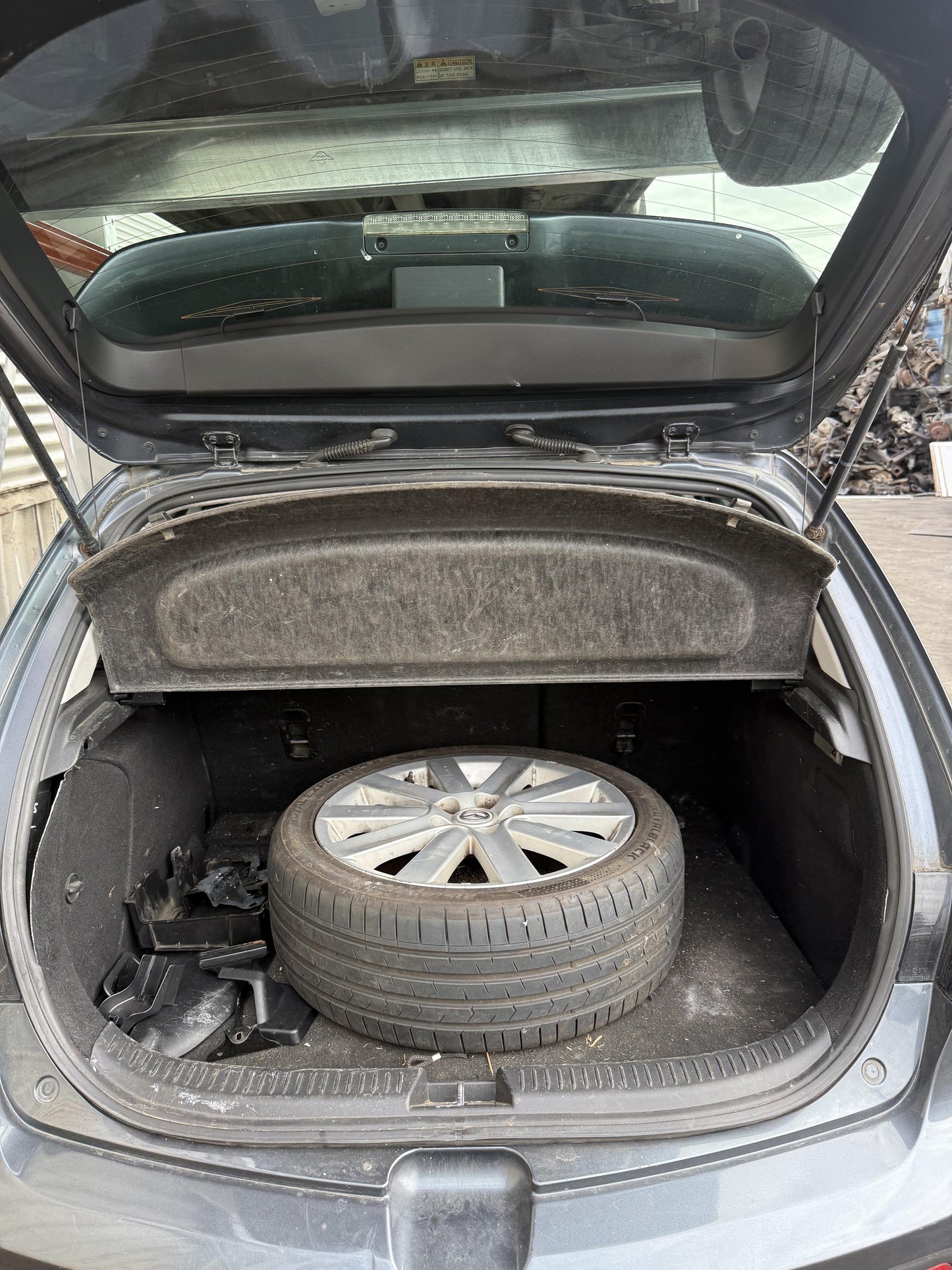 2008 Mazda Axela L3-0301169 WRECKING FOR PARTS ONLY