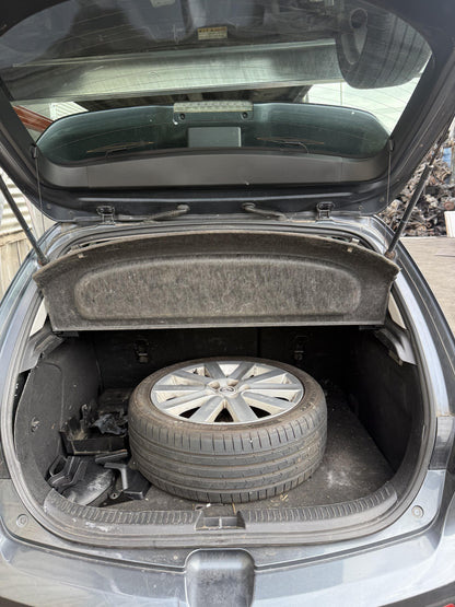 2008 Mazda Axela L3-0301169 WRECKING FOR PARTS ONLY