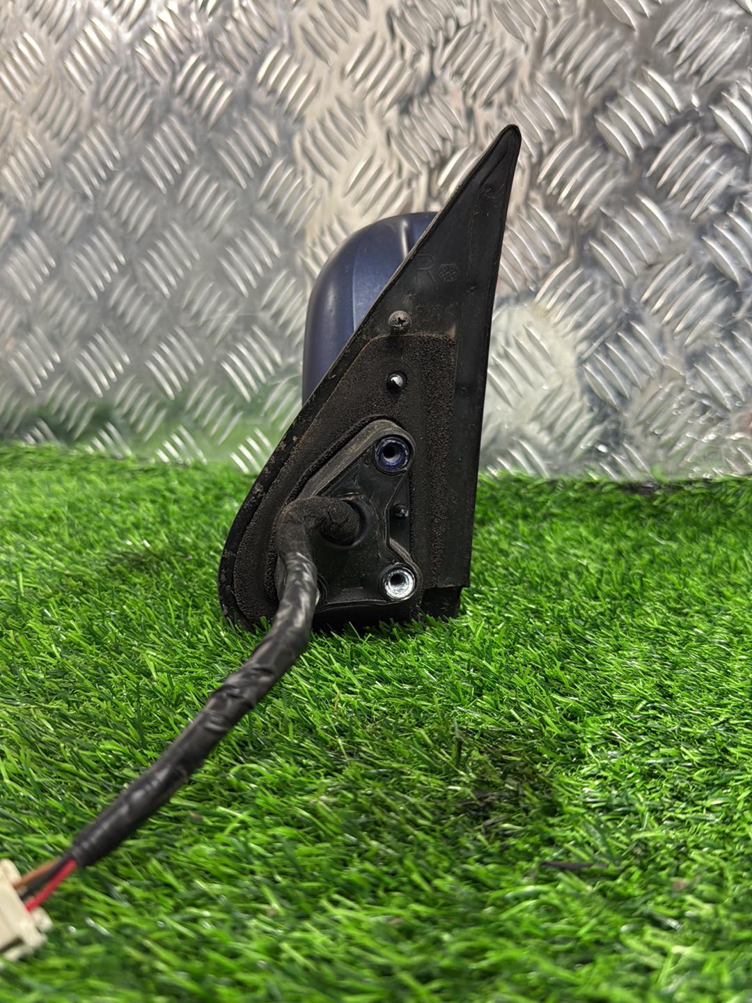 1995 - 2002 Toyota 4Runner Right Door Mirror