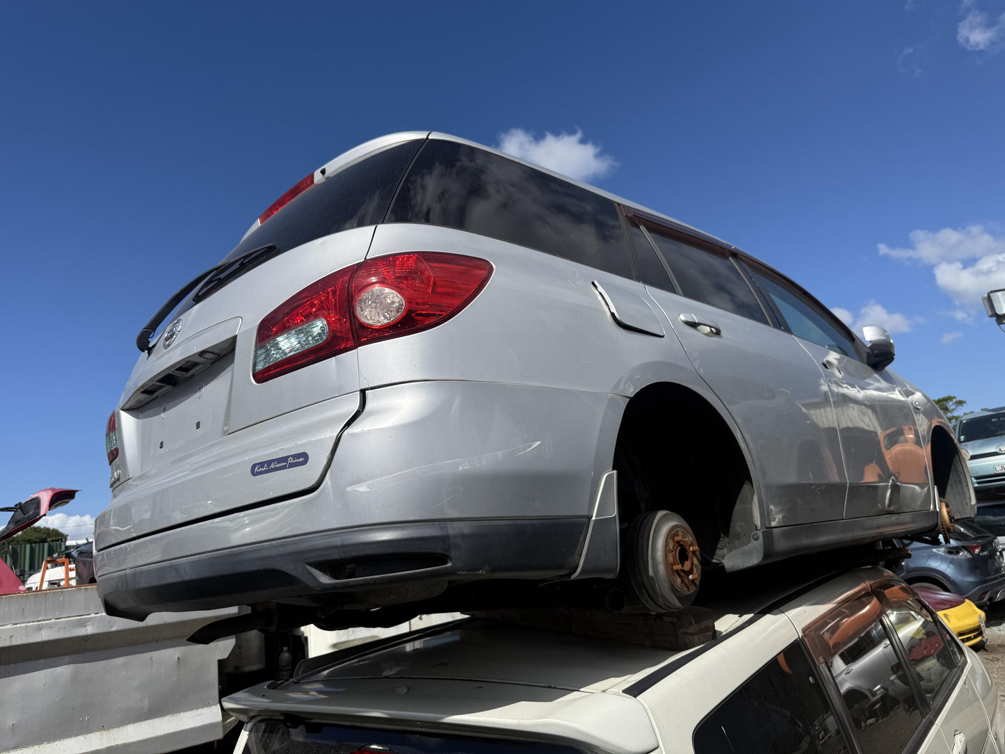 2006 Nissan Wingroad MR18-047938A WRECKING FOR PARTS ONLY