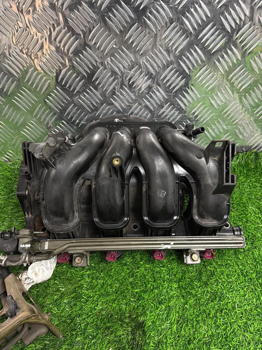 2004 - 2015 Mazda Verisa Intake Manifold