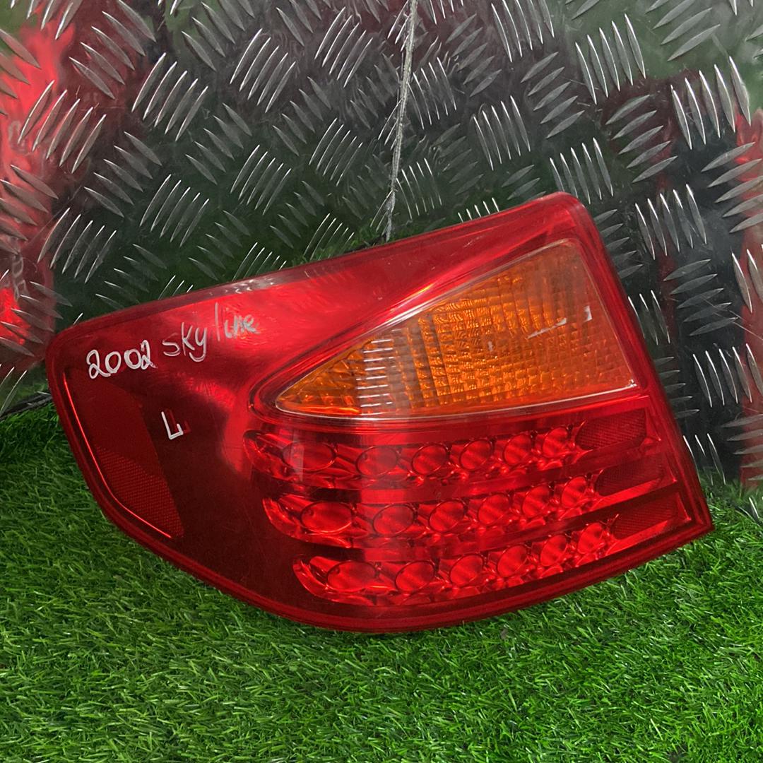 2001 - 2006 Nissan Skyline Left Taillight KOITO 220-63622