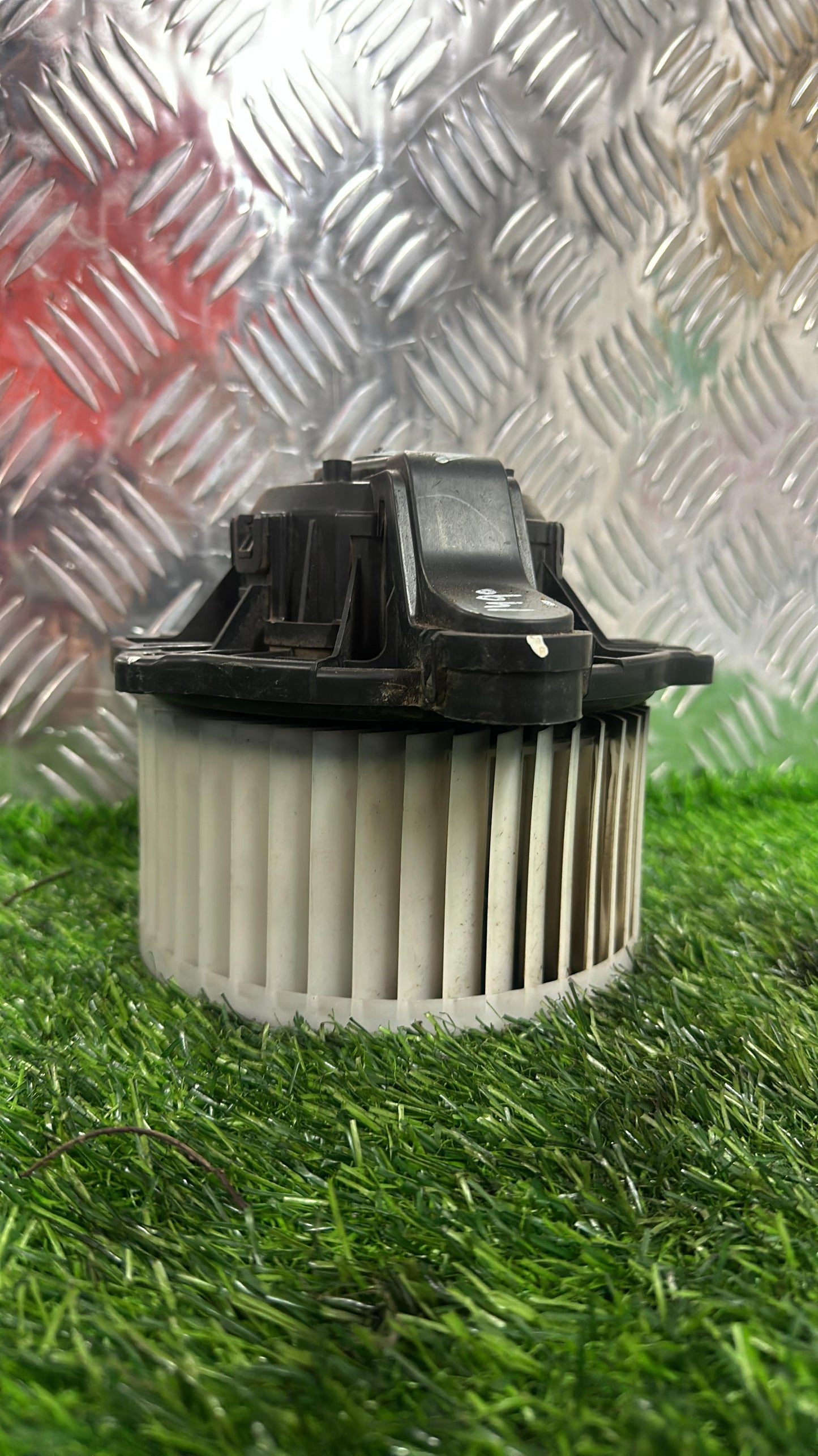 2011 - 2022 Ford Ranger Blower Motor BOSCH F 00S 3B2 444