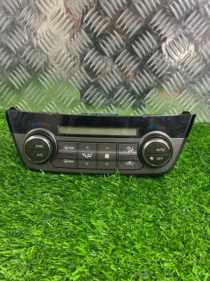 2012 - 2018 Toyota RAV4 Heater/AC Controls 55900-42390