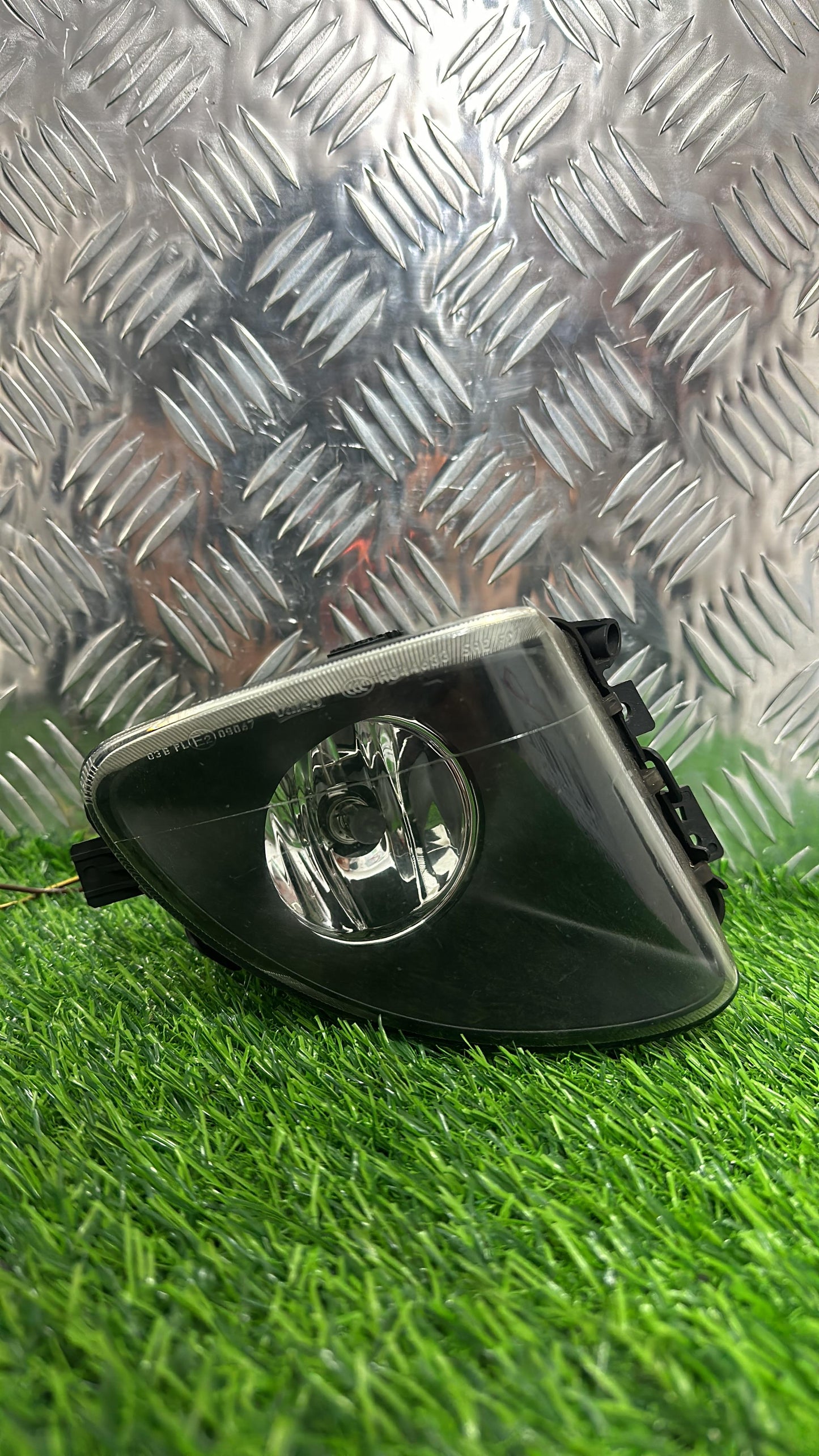 BMW 530i Right Fog Light 89211380