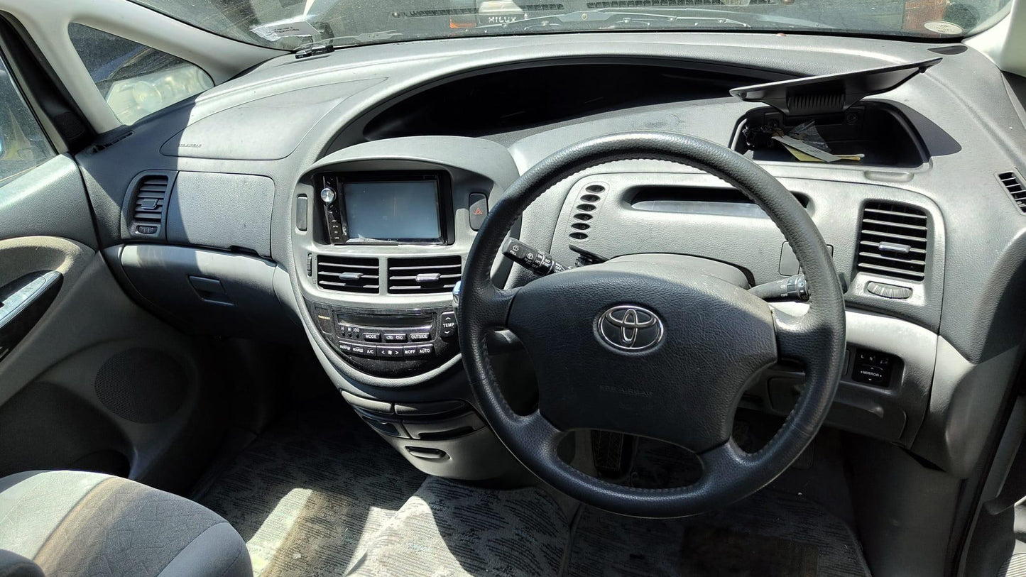 2004 Toyota Estima 2AZ-B085911 WRECKING FOR PARTS ONLY