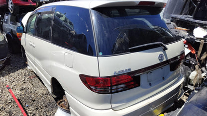 2004 Toyota Estima 2AZ-B085911 WRECKING FOR PARTS ONLY