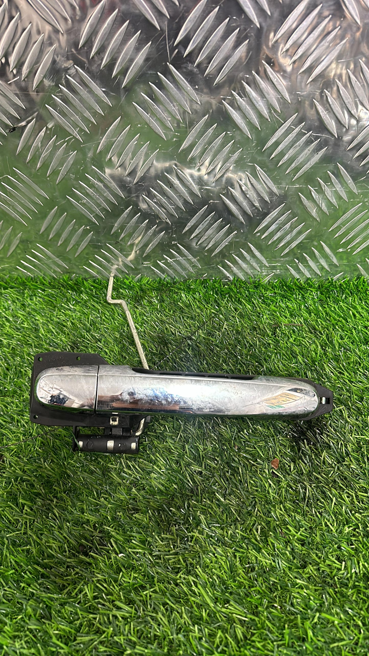 2005 - 2015 Toyota Hilux Right Rear Exterior Door Handle