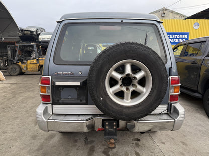 1997 Mitsubishi Pajero 6G74-CK05438 WRECKING FOR PARTS ONLY