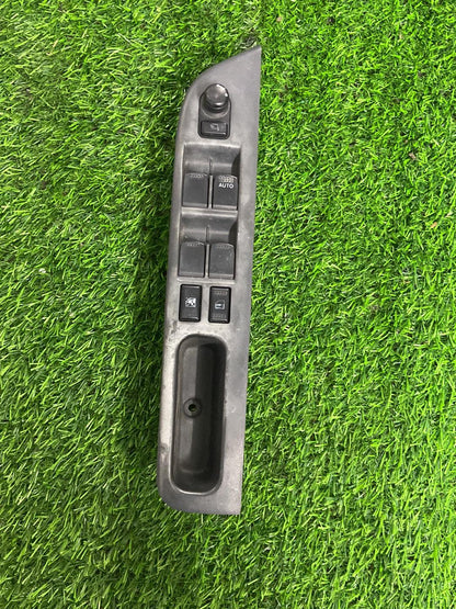 2004 - 2010 Suzuki Swift Master Power Window Switch 83761-63J0