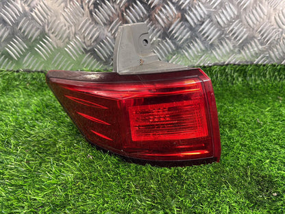 2010 - 2013 Nissan Elgrand Left Taillight STANLEY P8503