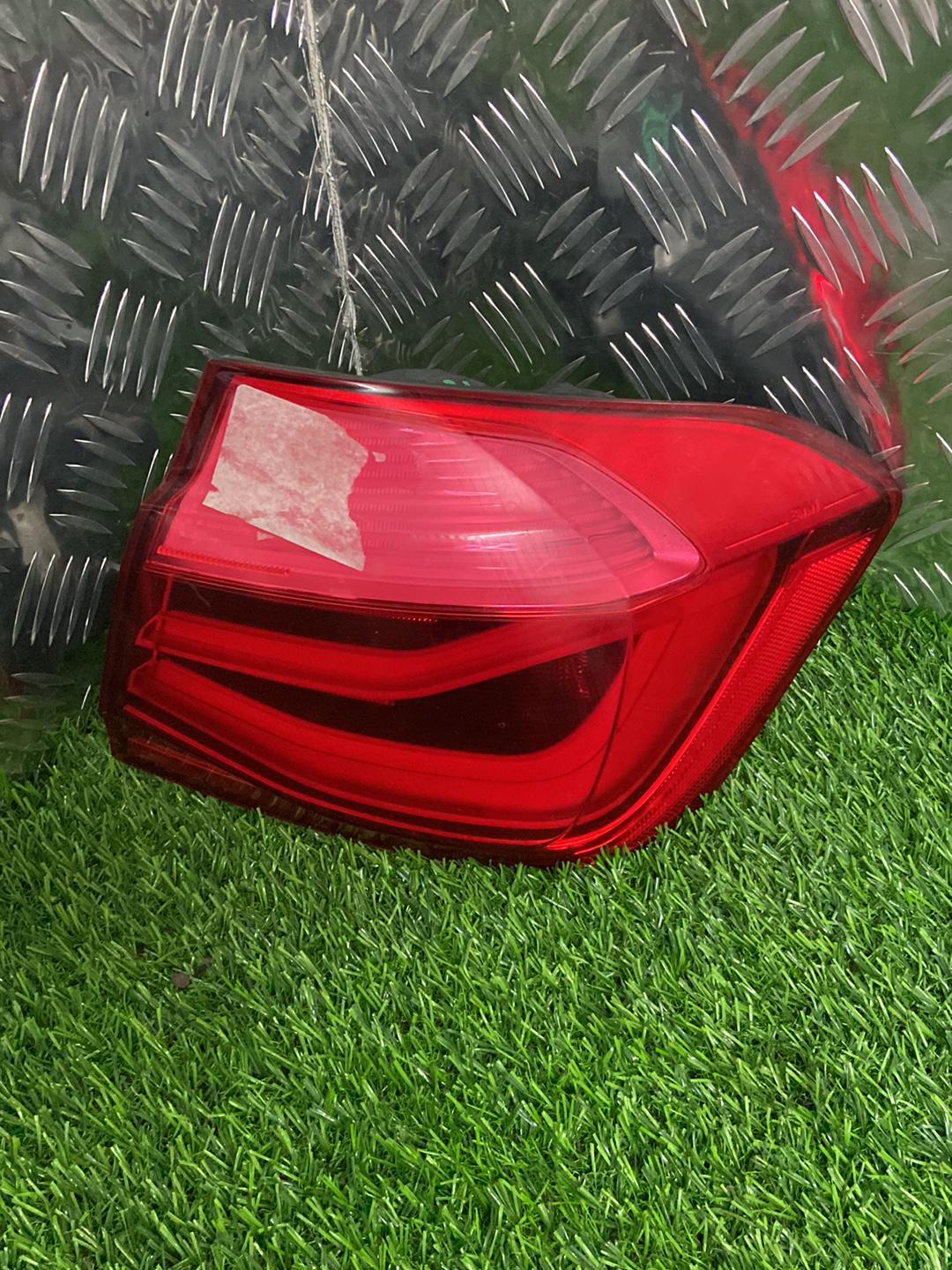 2011 - 2018 BMW 316i Right Taillight H4736911805